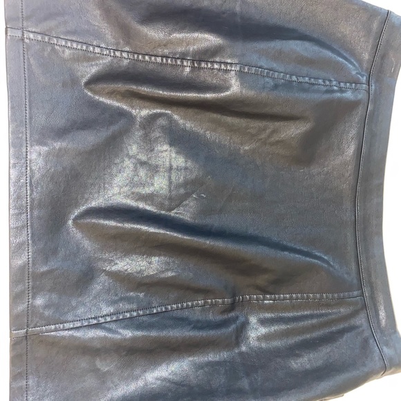 Leather Mini Skirt - Picture 4 of 4